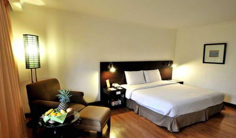 Pearl Garden 3*