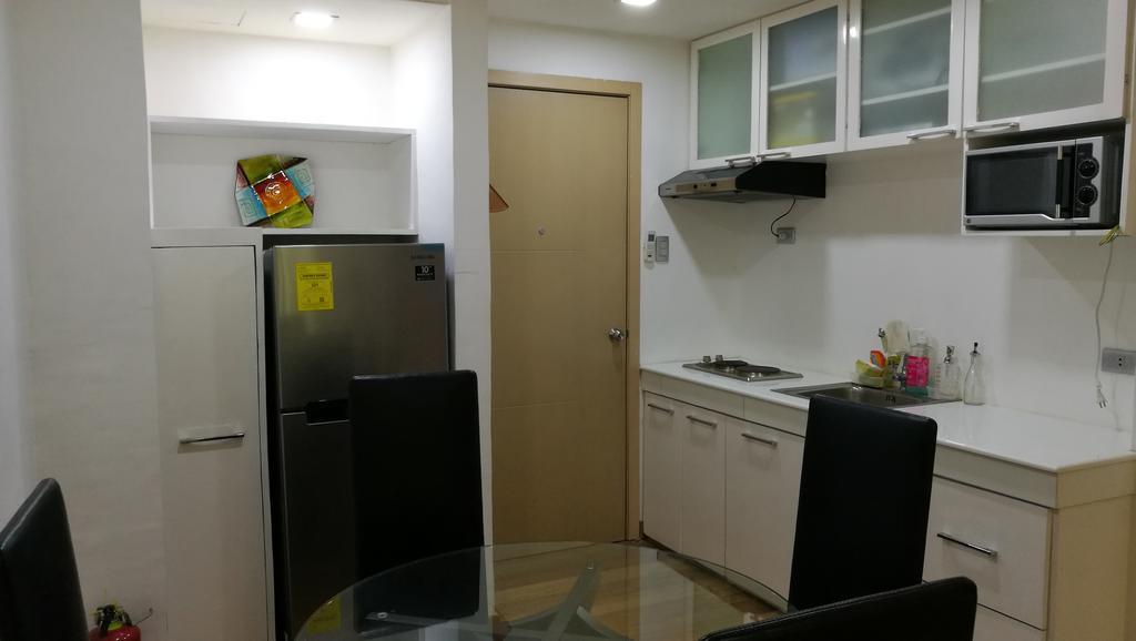 M-place South Triangle Apartment