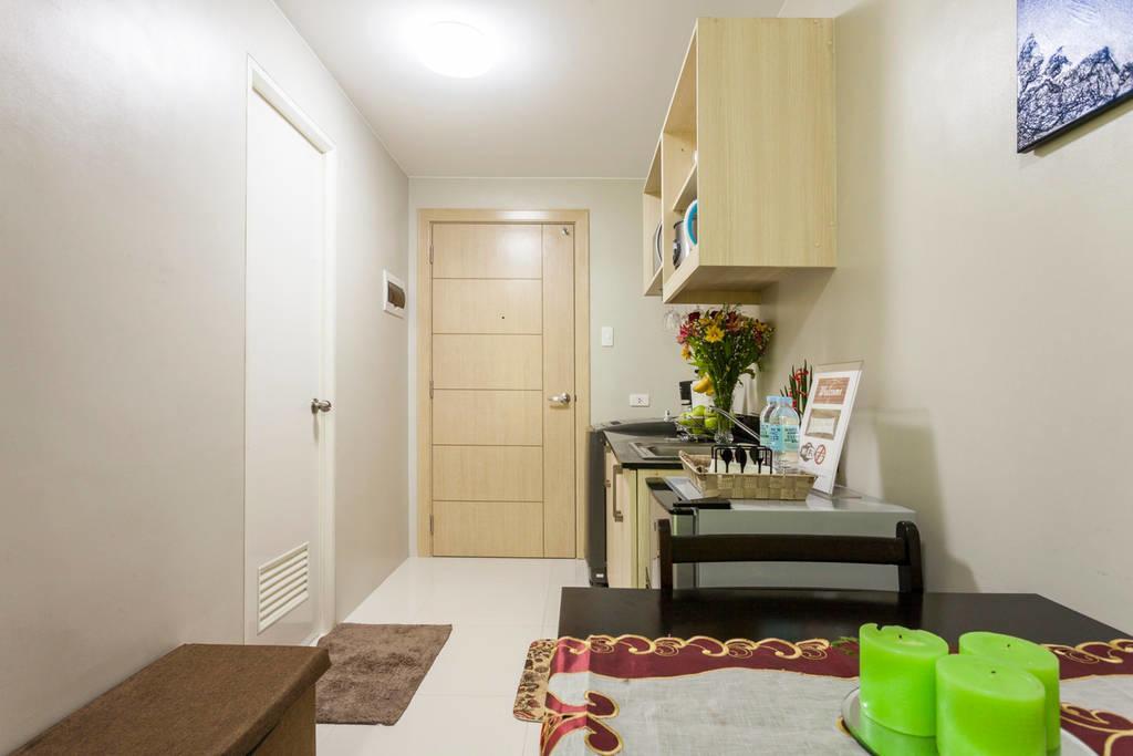 Yong's Place At Vista Residences Taft *