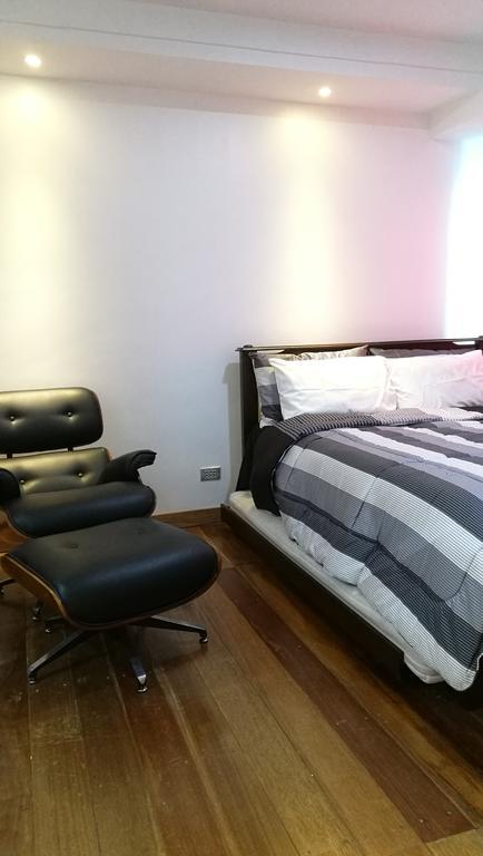 Apartment M-place South Triangle Manila