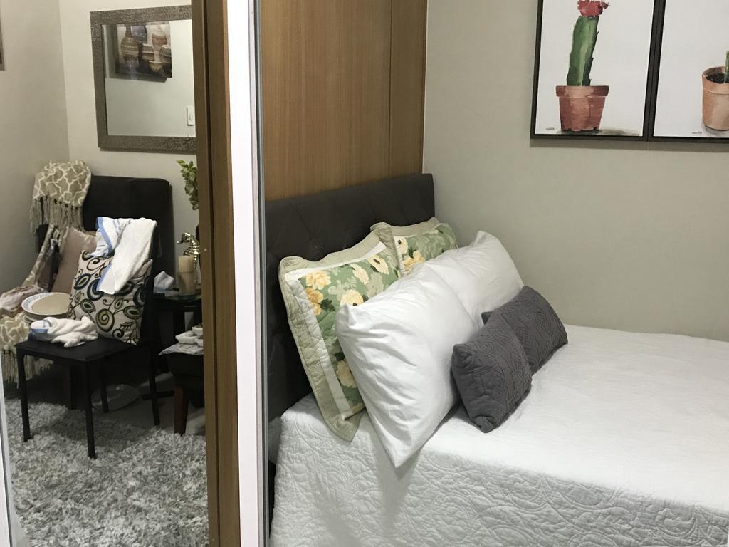 Q W/ Great View Apartment Manila