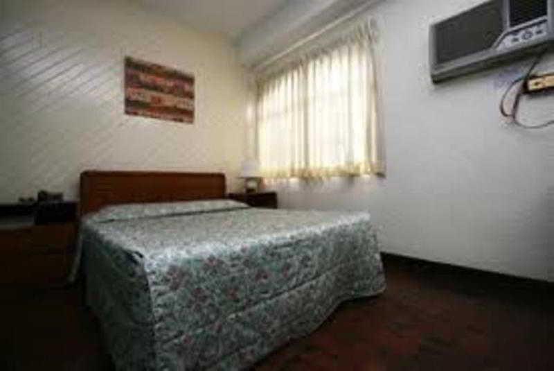 Apartment Broadway Court Apartelle 4th Street *