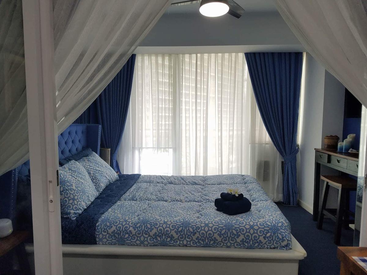 Apartment Davis Place At Azure *