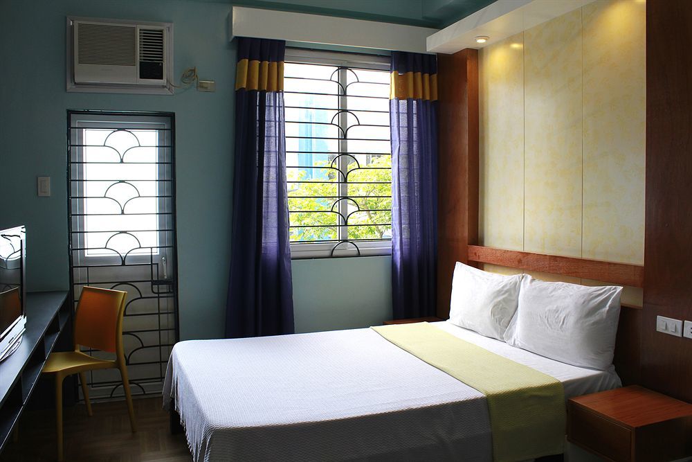 Leesons Residences Hotel Manila