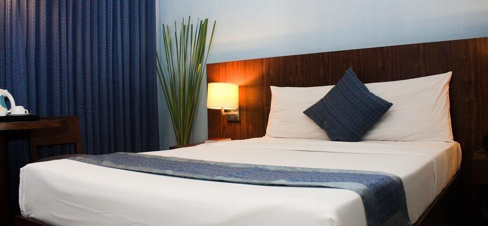 Grand Opera Hotel 4*