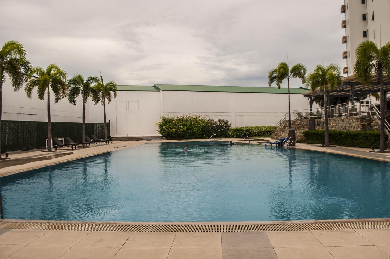 Apartment Titan At The Levels Alabang Manila