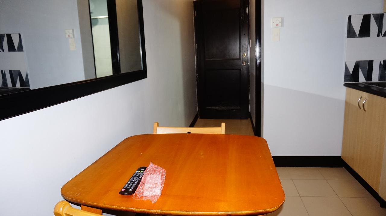 1br In La Fayette Chateau Elysee * Manila