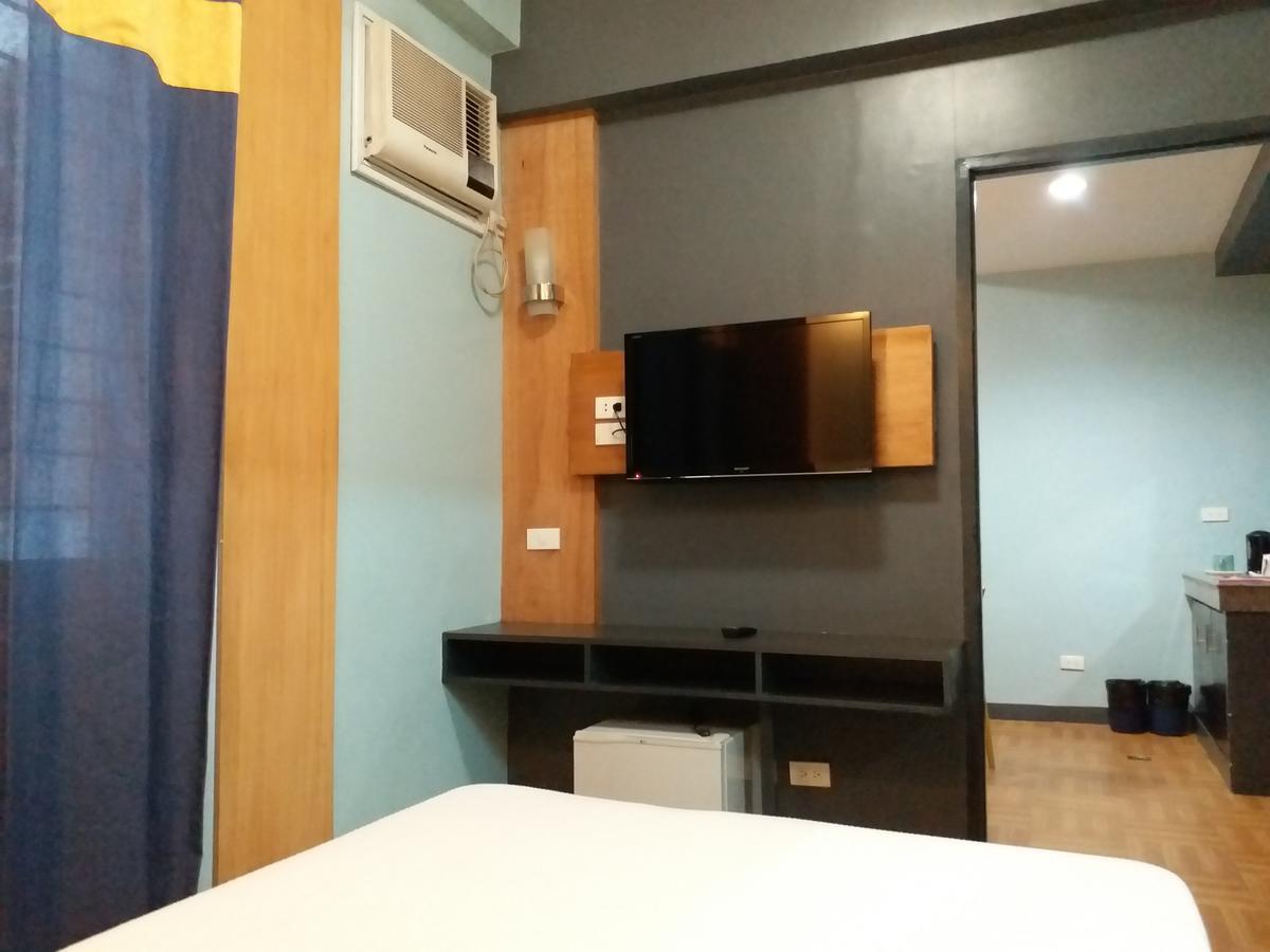Hotel Leesons Residences Manila