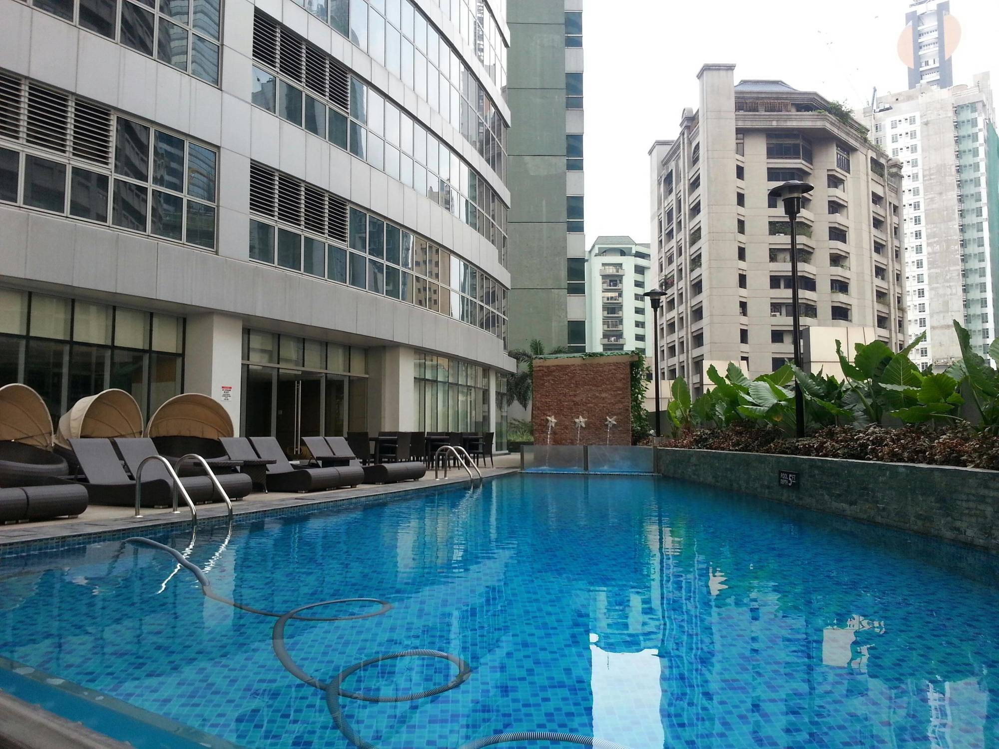 Apartment Versailles Manila