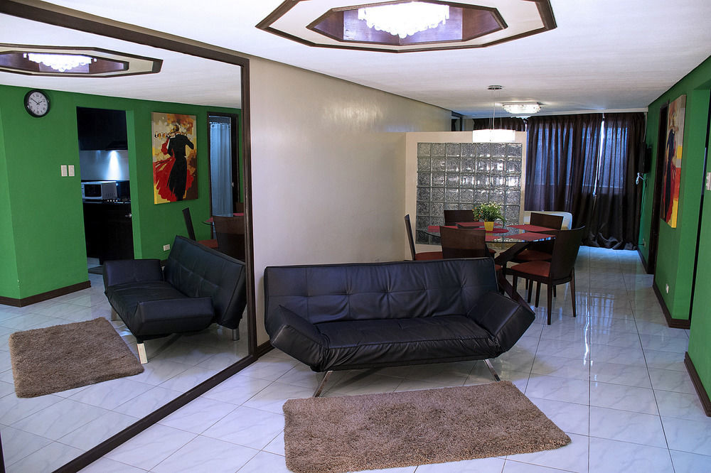 Bay Serviced * Manila