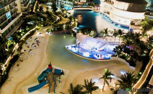 Apartment Azure C7 Balcony, Wifi, Near Mall Airport *