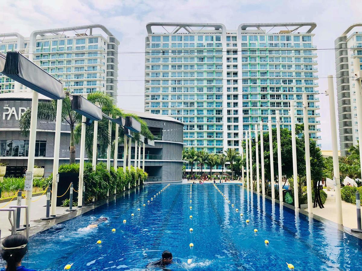 Davis Place At Azure *