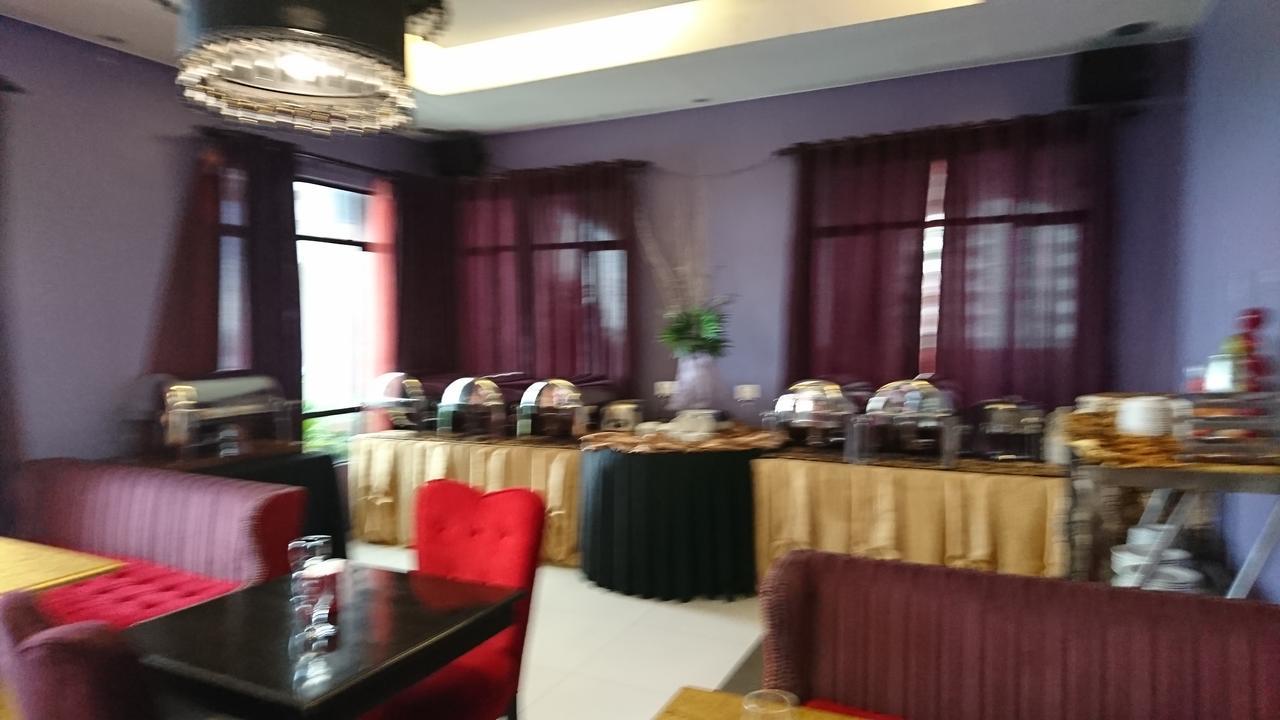 Torre Venezia Condotel @ Timog Ave Quezon Apartment *