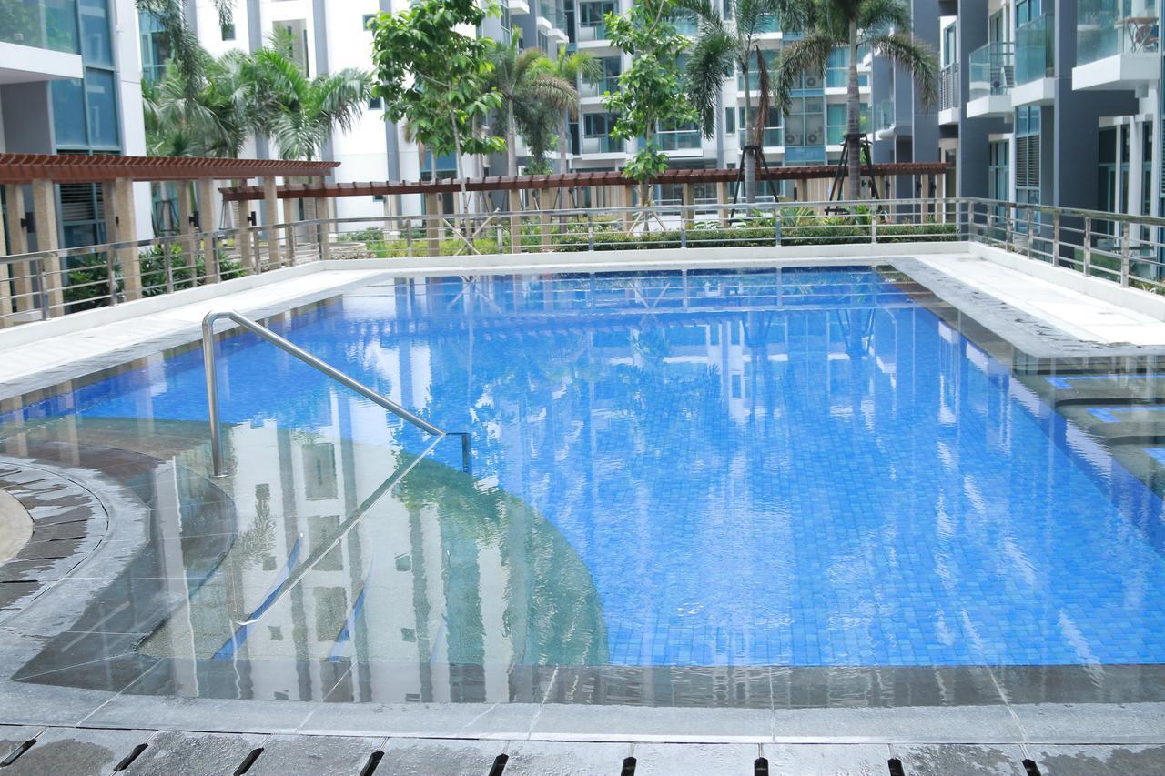 De Luxe 7qrs Apartment *