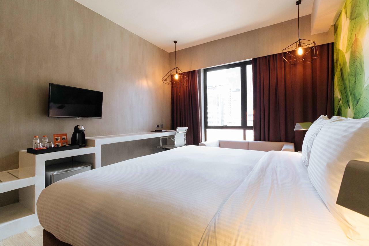 Hotel Maxx Makati 4*