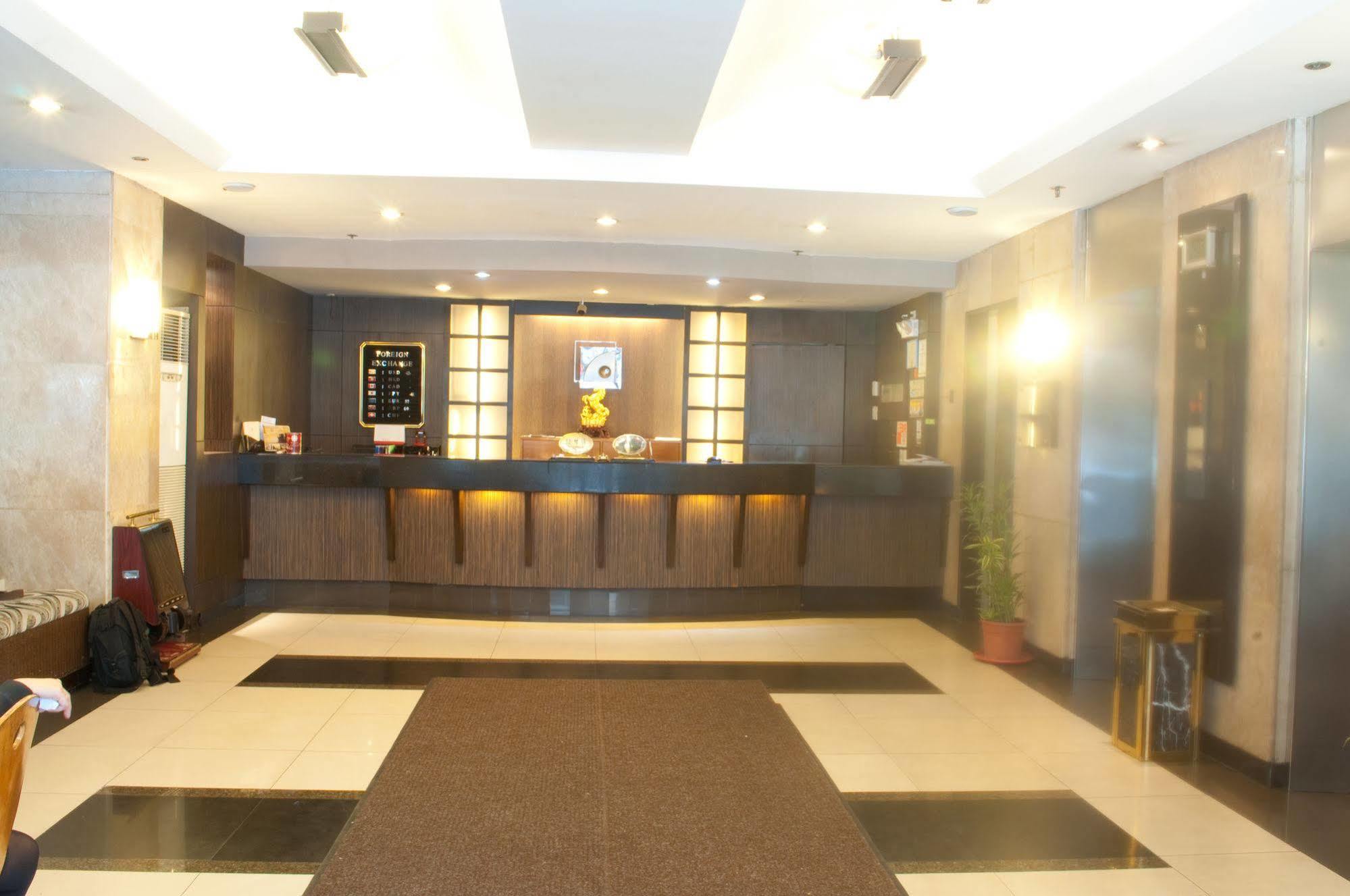 Hotel Pearl Garden