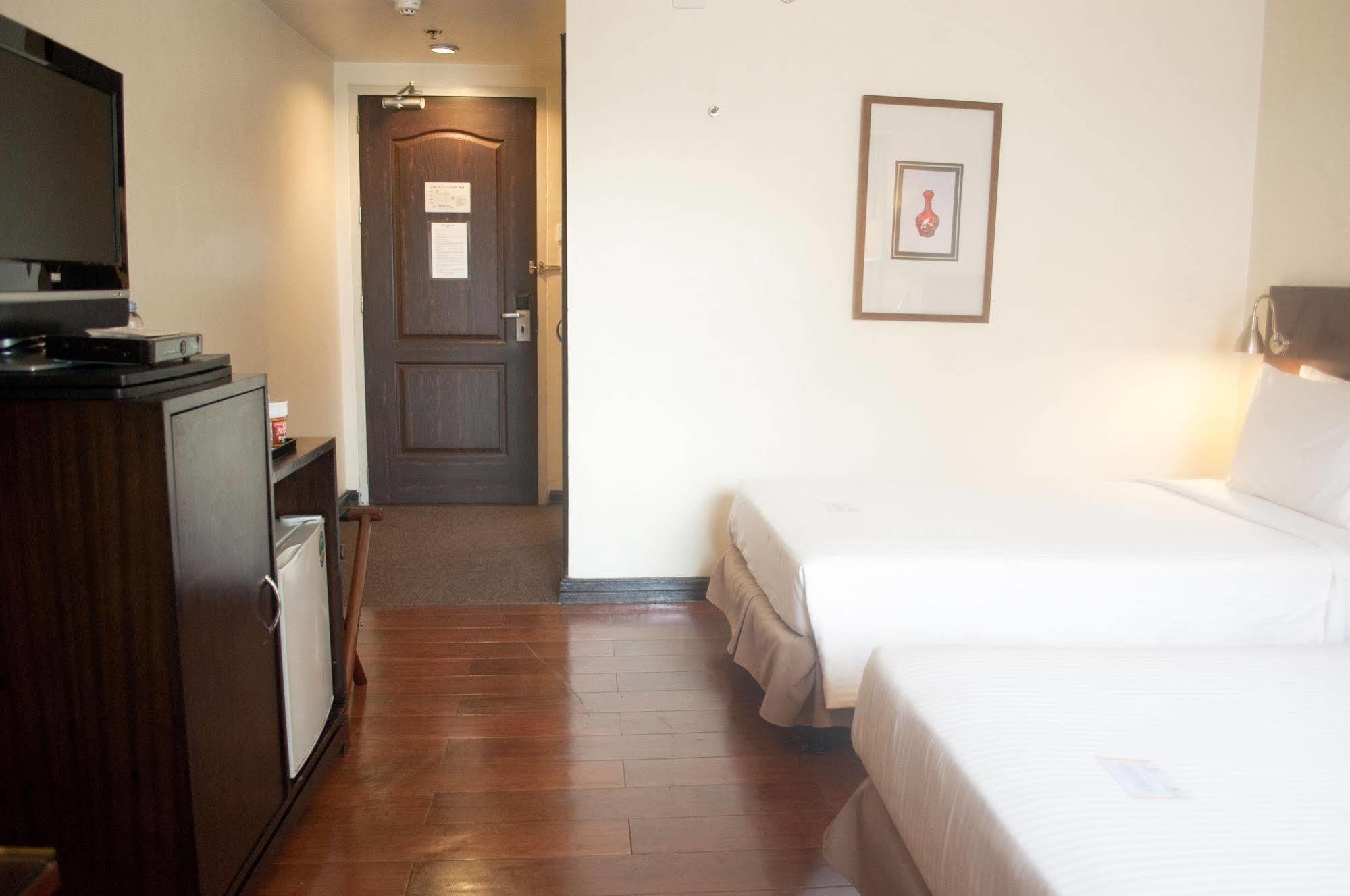 Hotel Pearl Garden 3*