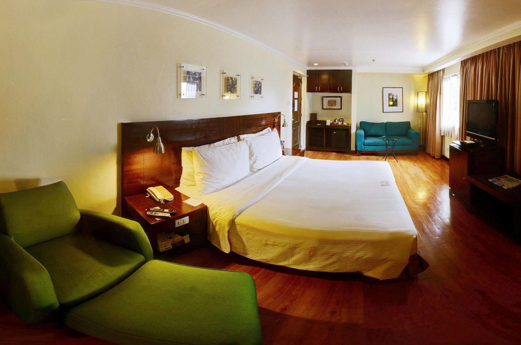 Pearl Garden Hotel
