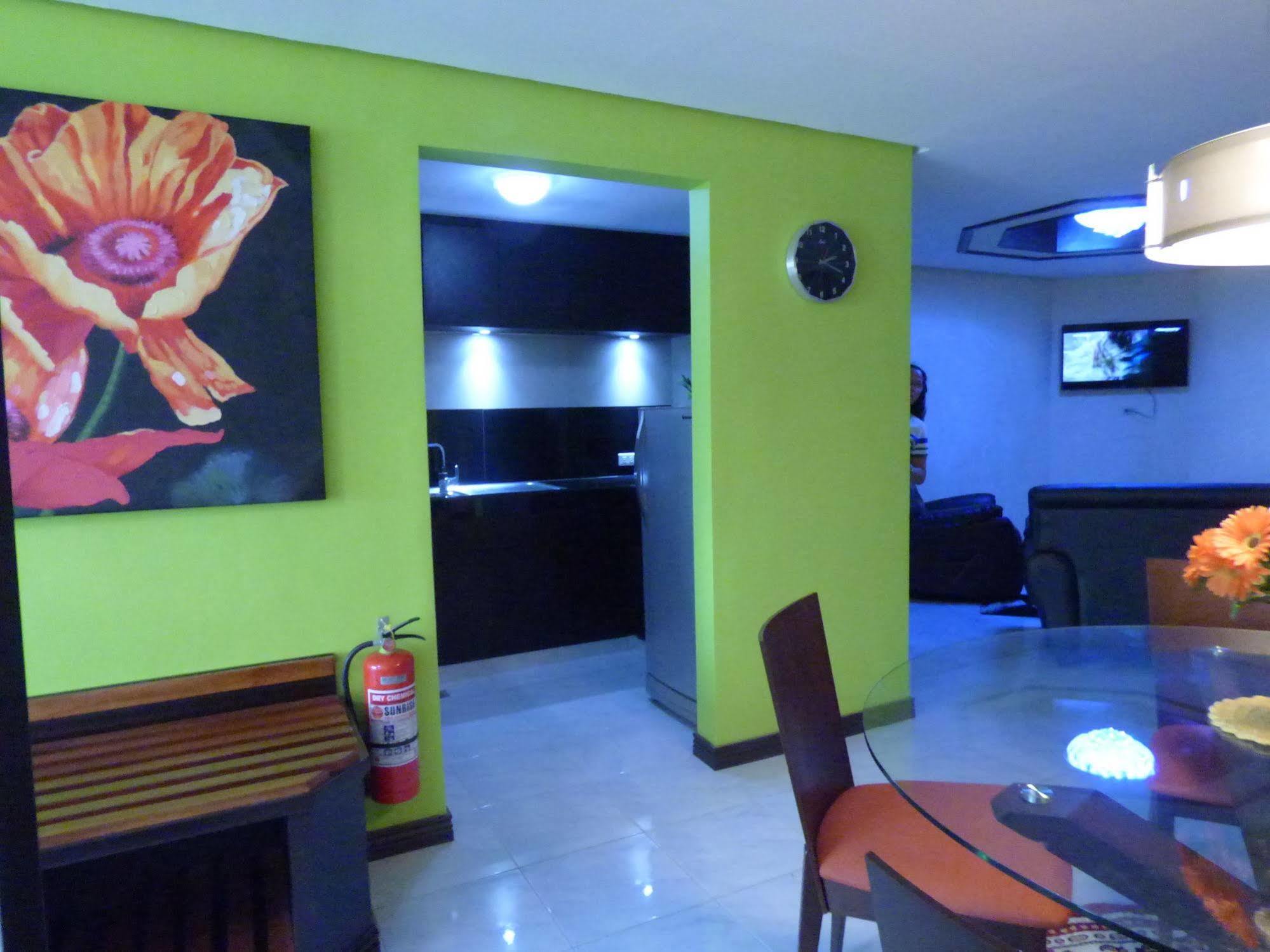 Apartment Bay Serviced