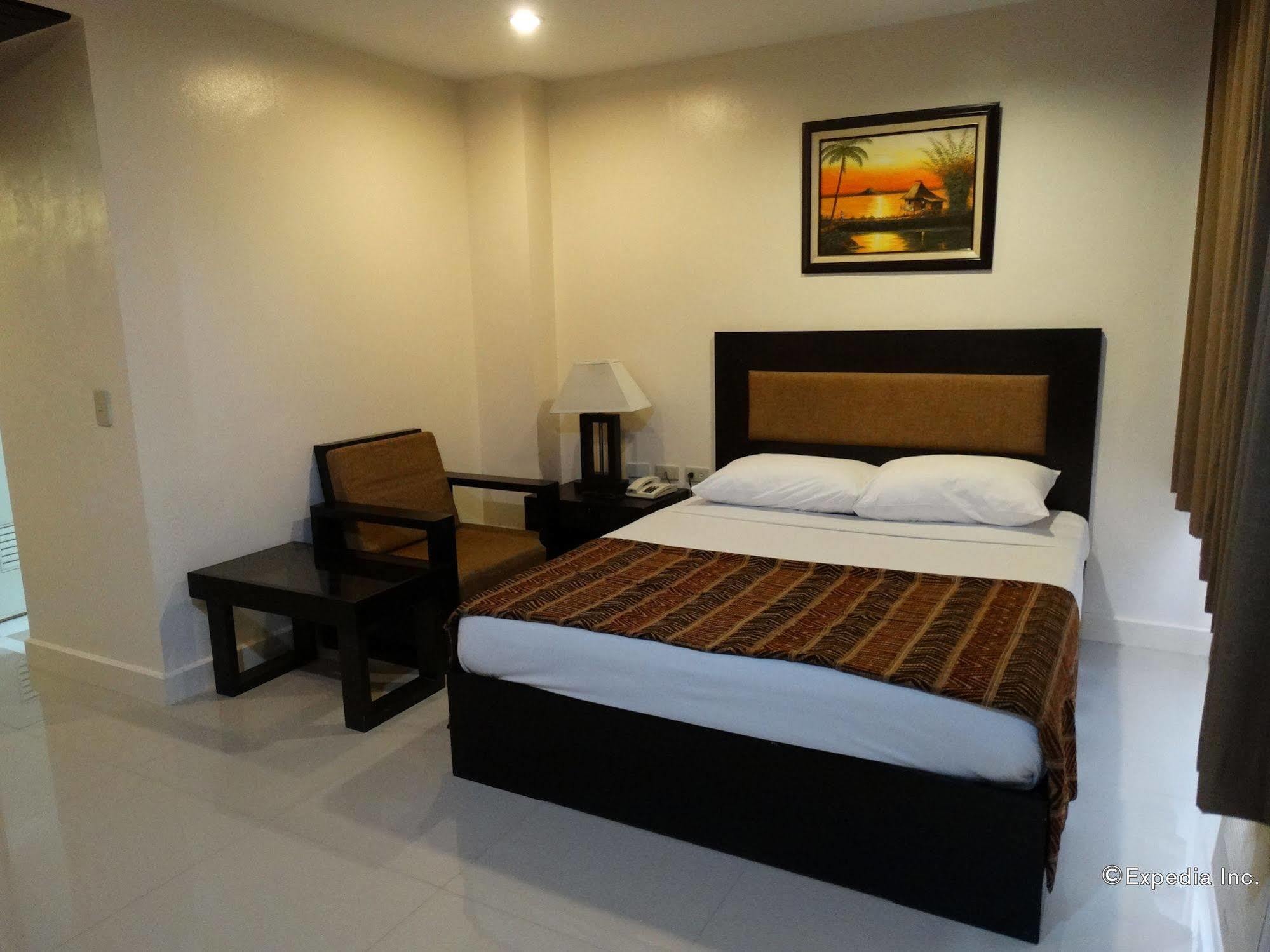 Paragon Tower 2*