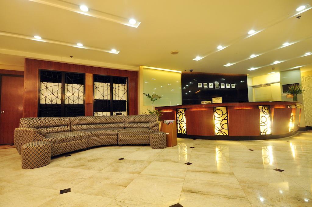 Palm Hotel