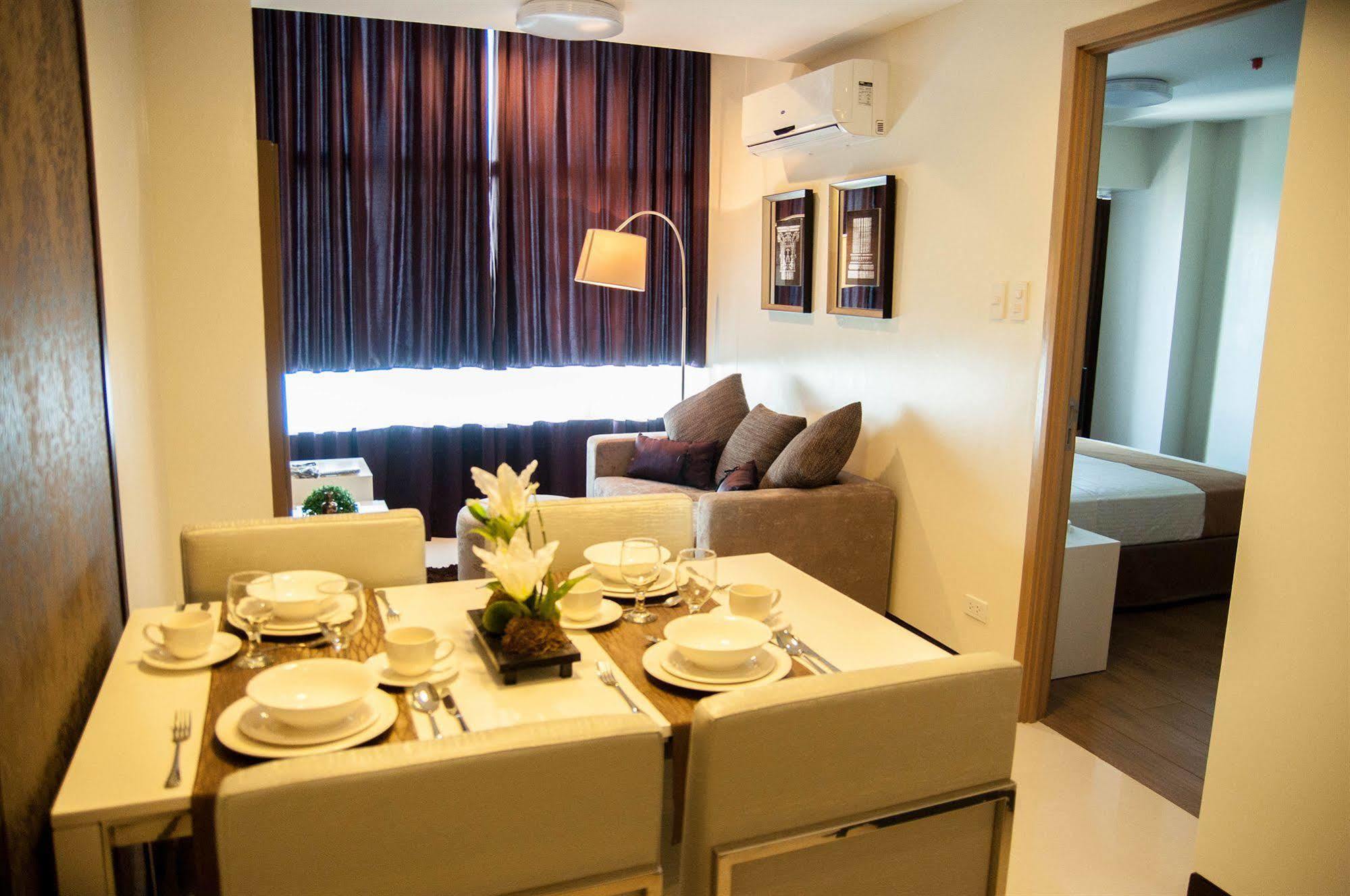 Versailles Manila