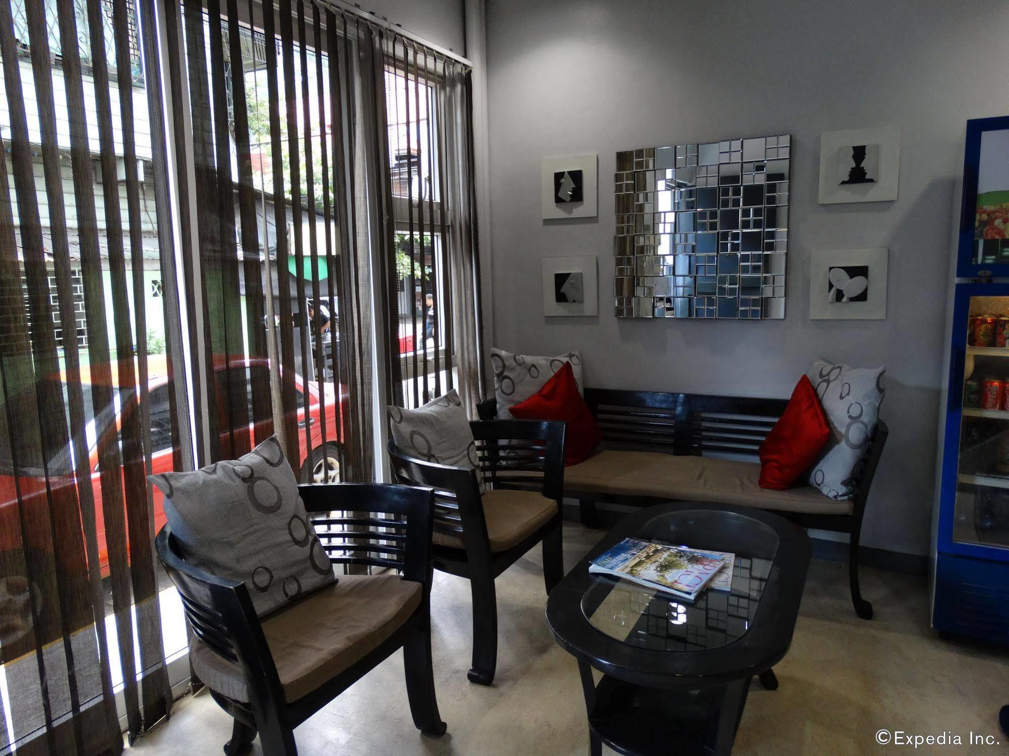 Leesons Residences 2*