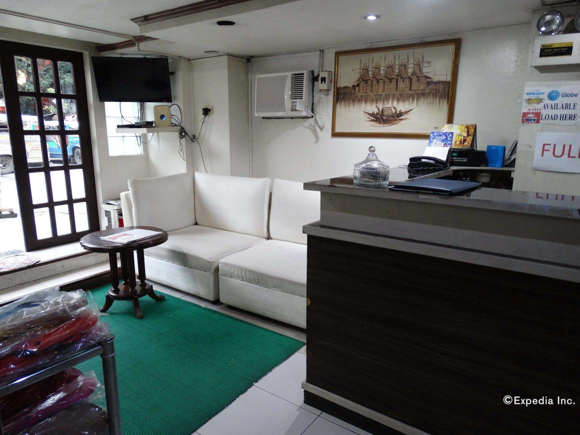 Bed & Breakfast Gaius Manila