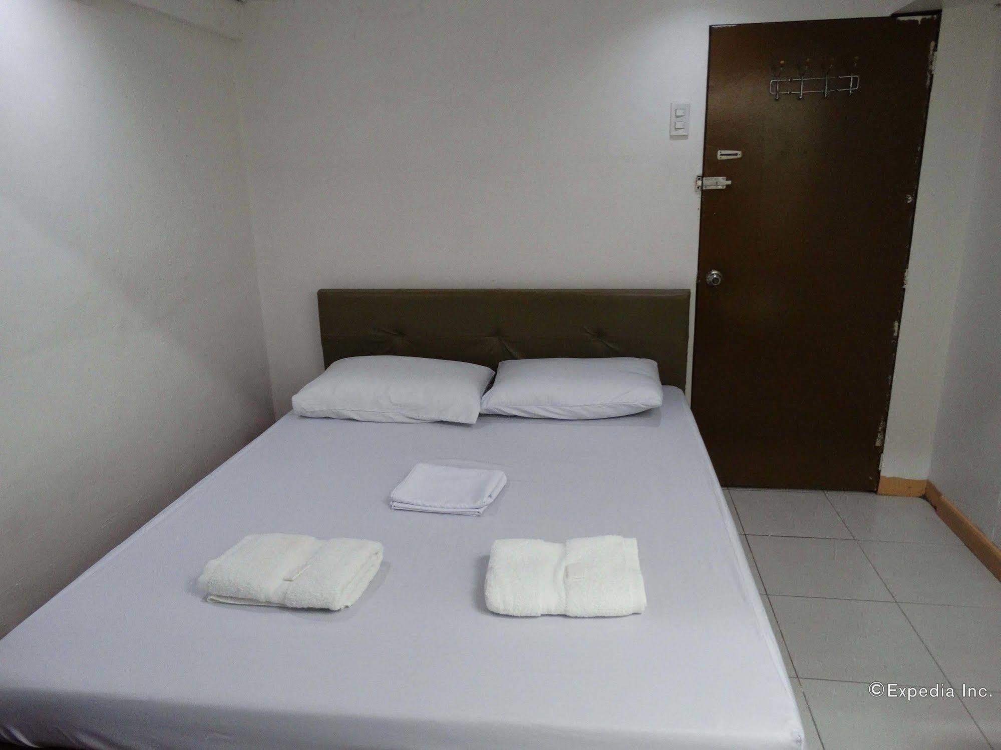 Gaius Bed & Breakfast 2*