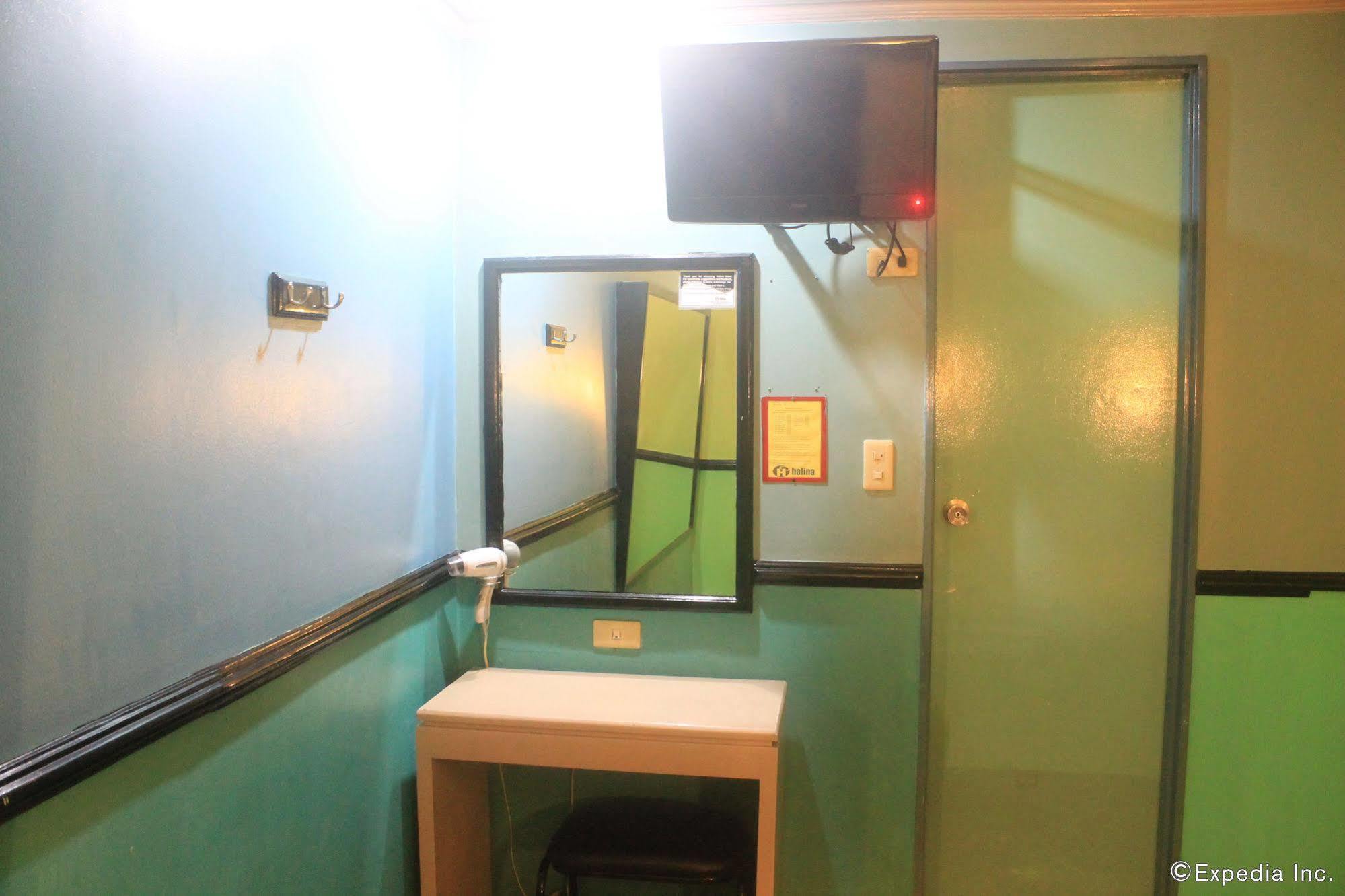 Hotel Halina Drive In Hotel-sta Mesa 2*