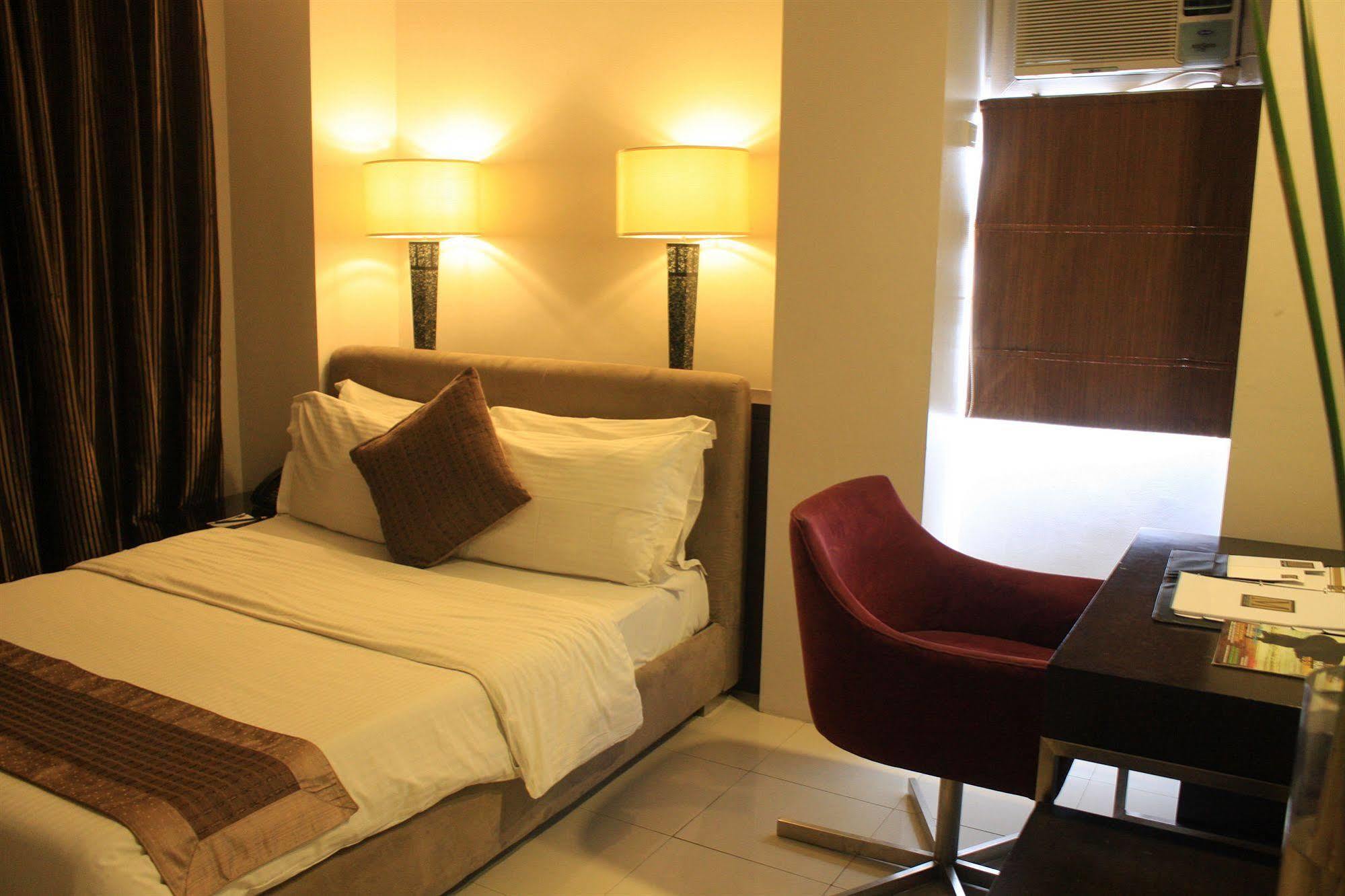 Grand Opera 4*