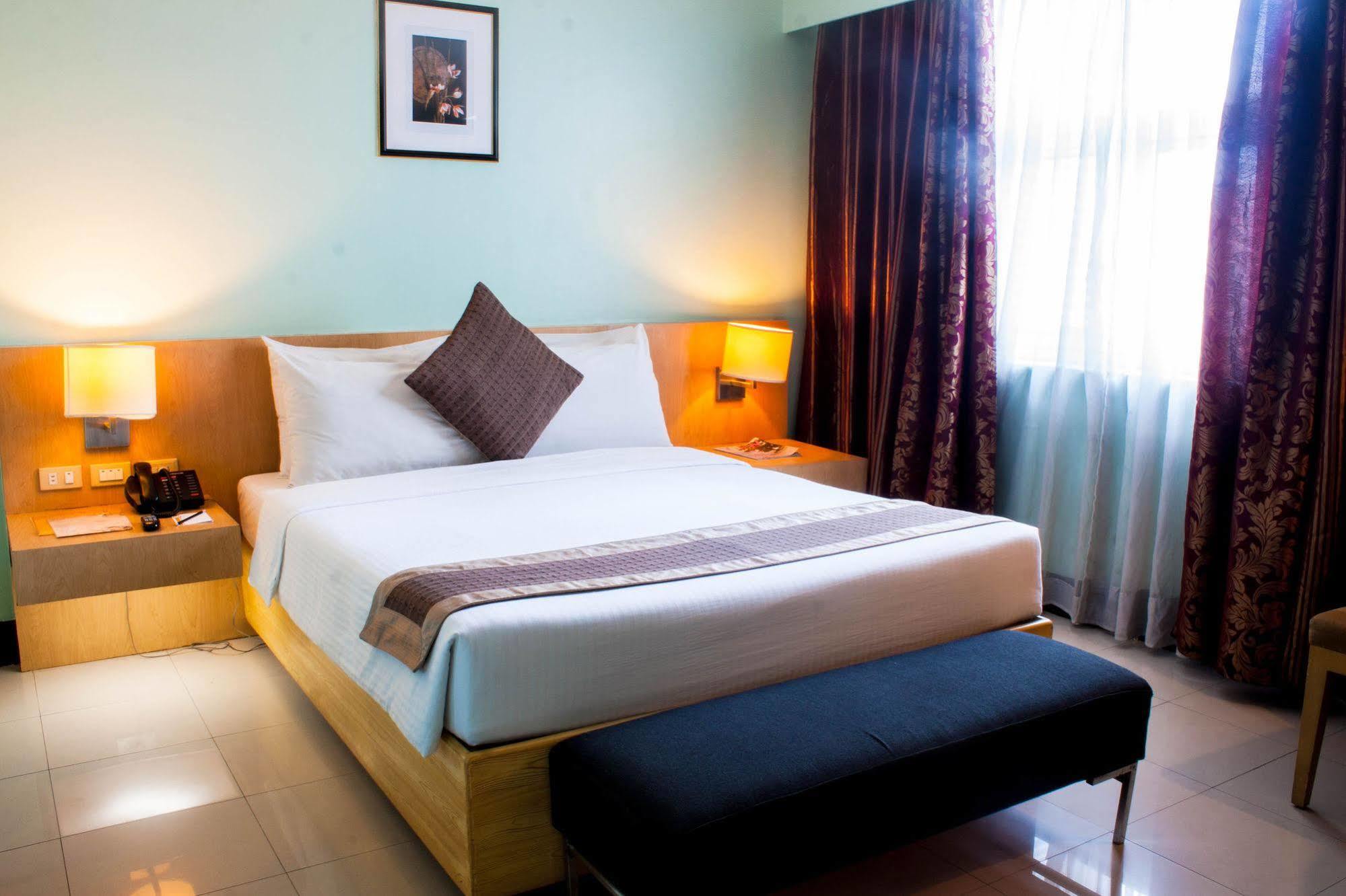 Hotel Grand Opera