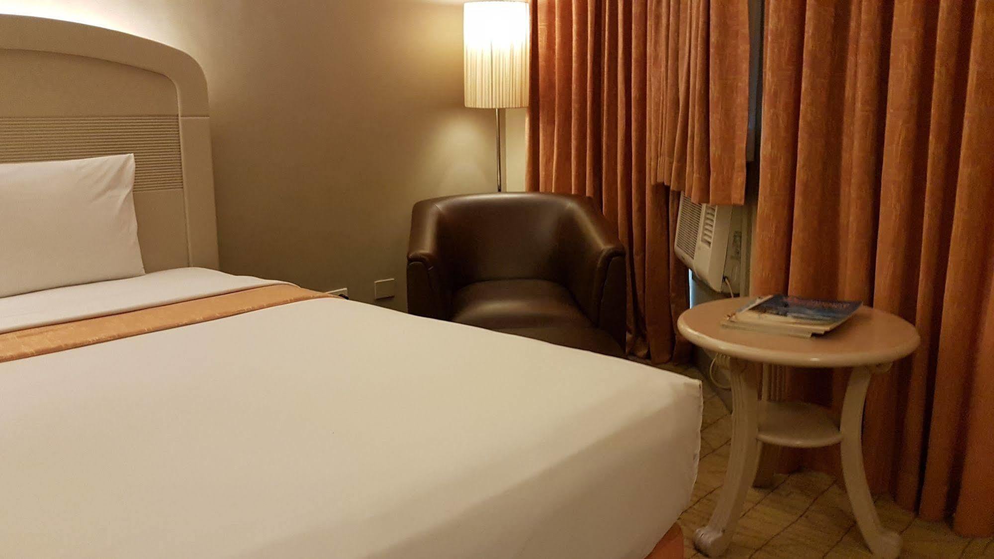 Riviera Mansion 3* Manila