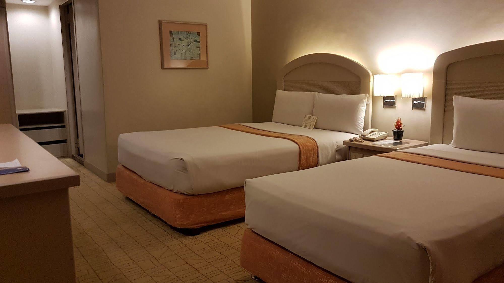 Riviera Mansion 3* Manila