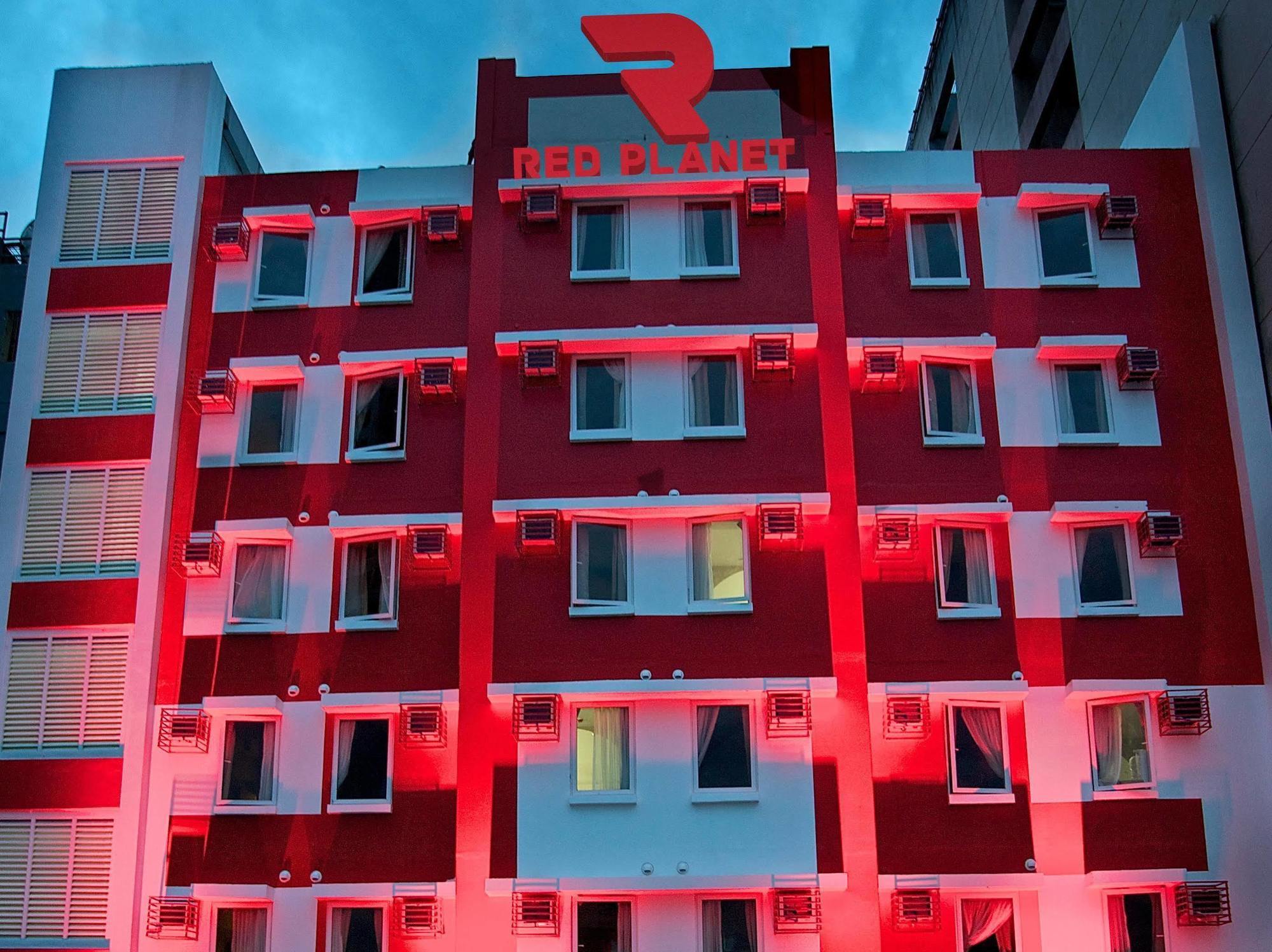 Red Planet Malate Mabini Hotel