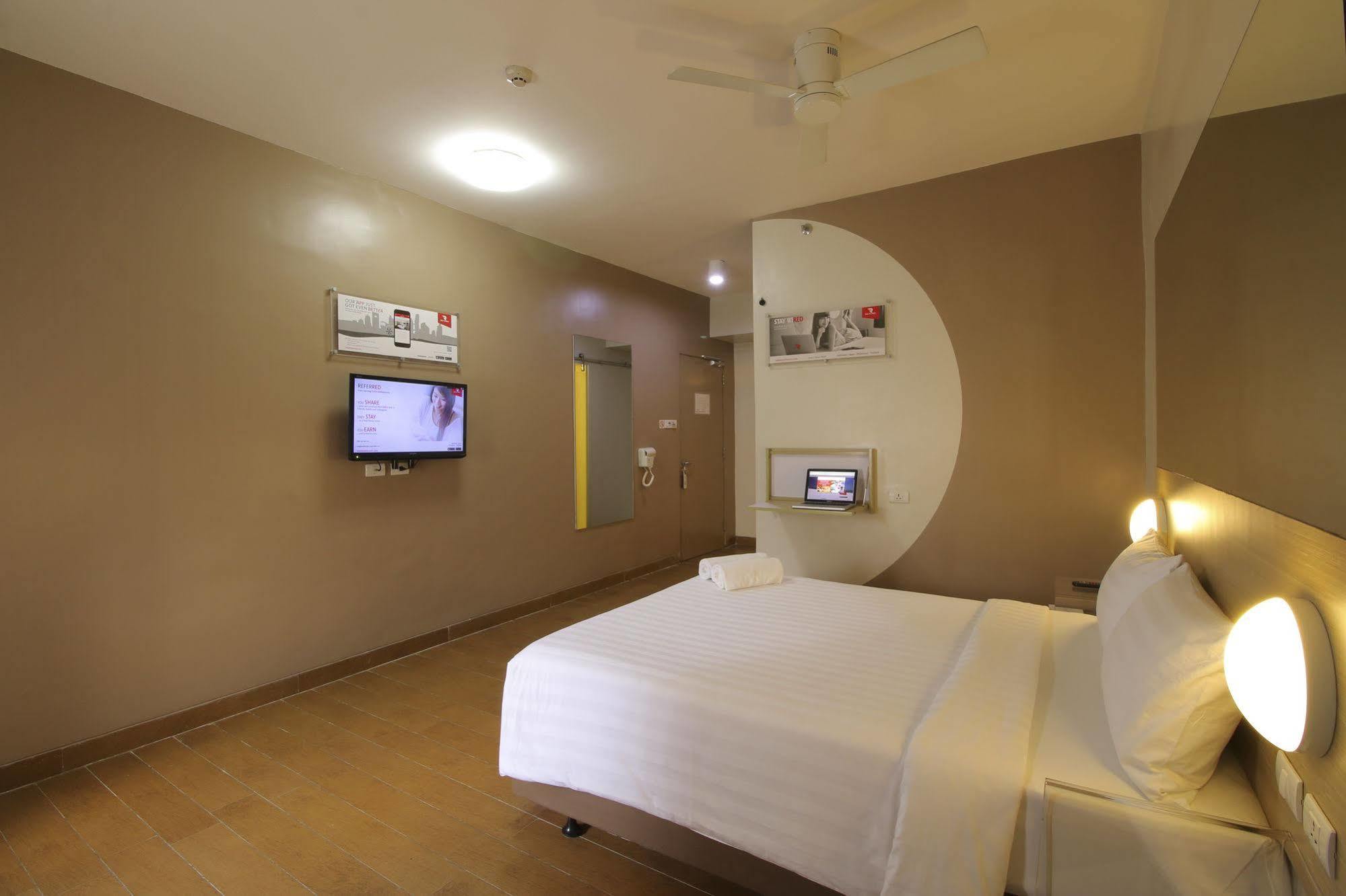 Hotel Red Planet Malate Mabini Manila