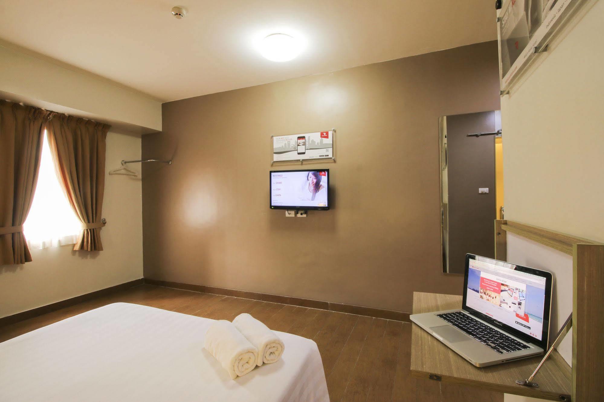 Red Planet Malate Mabini 3*