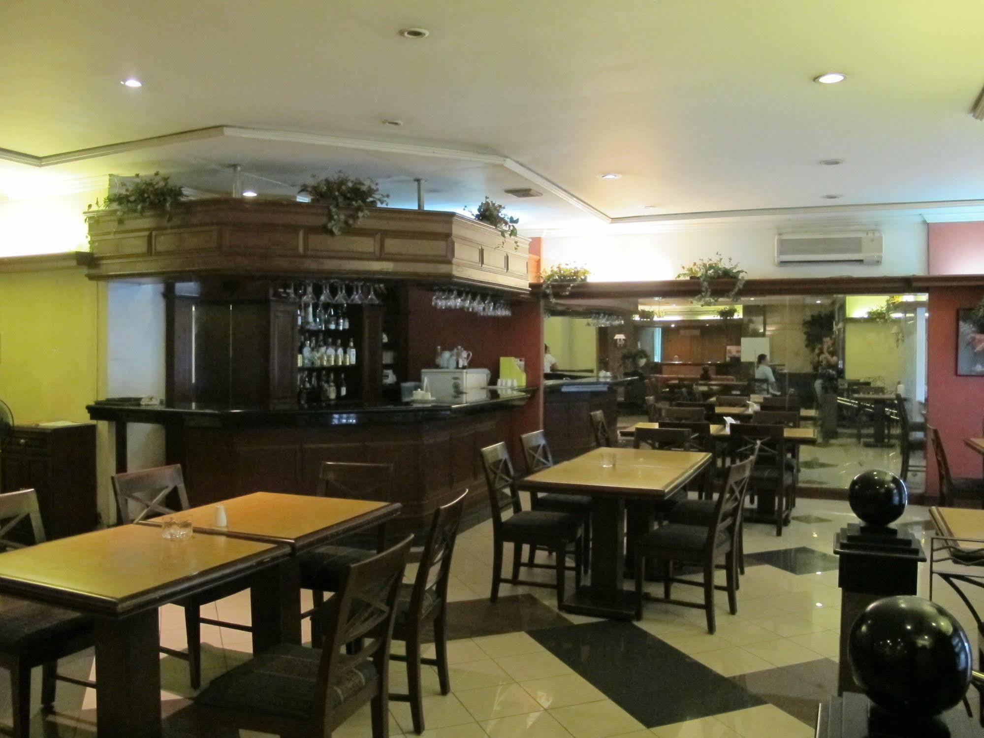 Mabini Mansion & Residential 3*