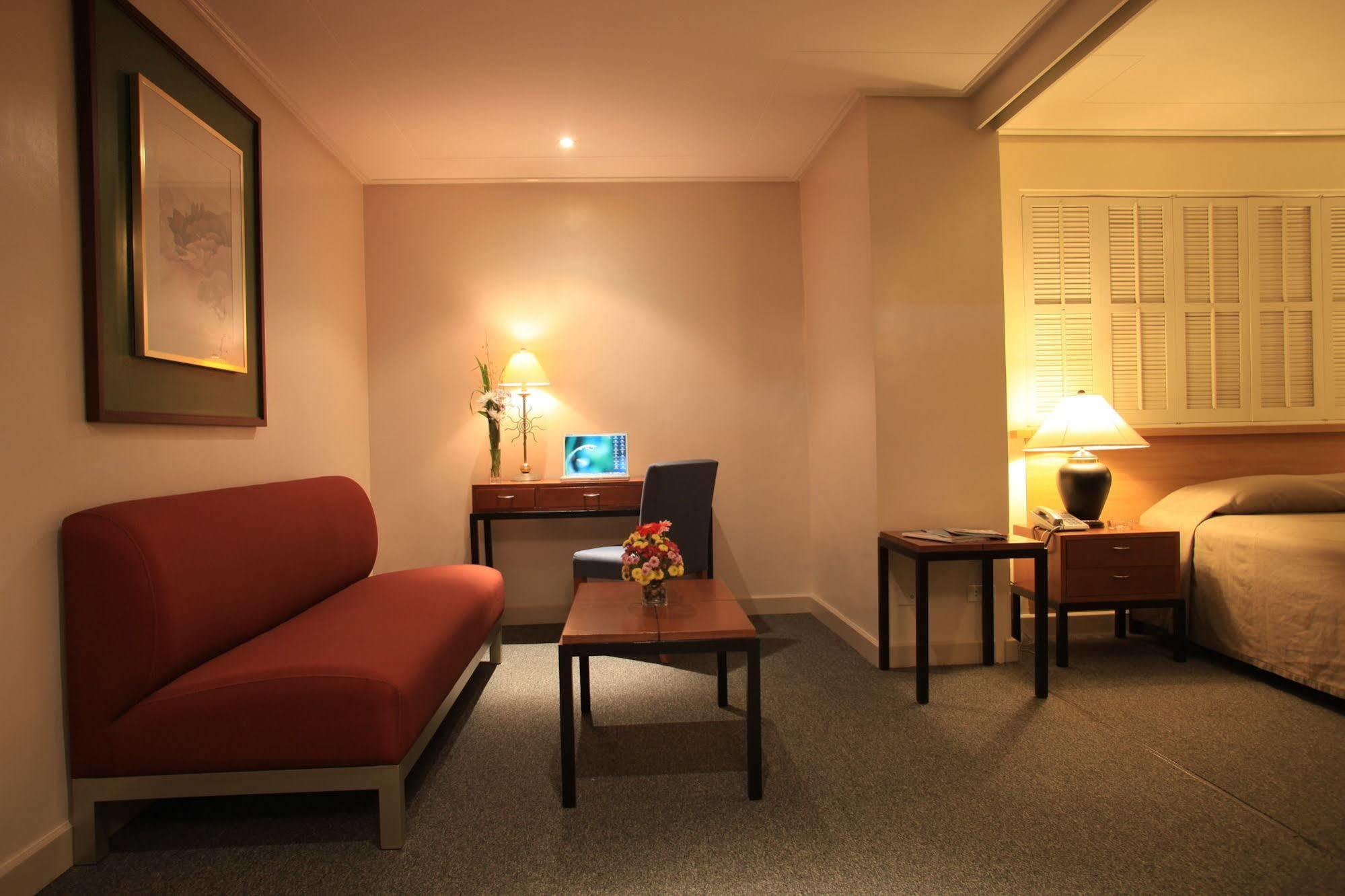 Hotel Mabini Mansion & Residential Manila
