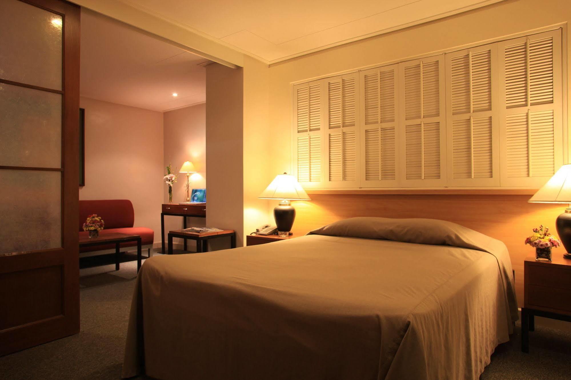 Hotel Mabini Mansion & Residential 3*