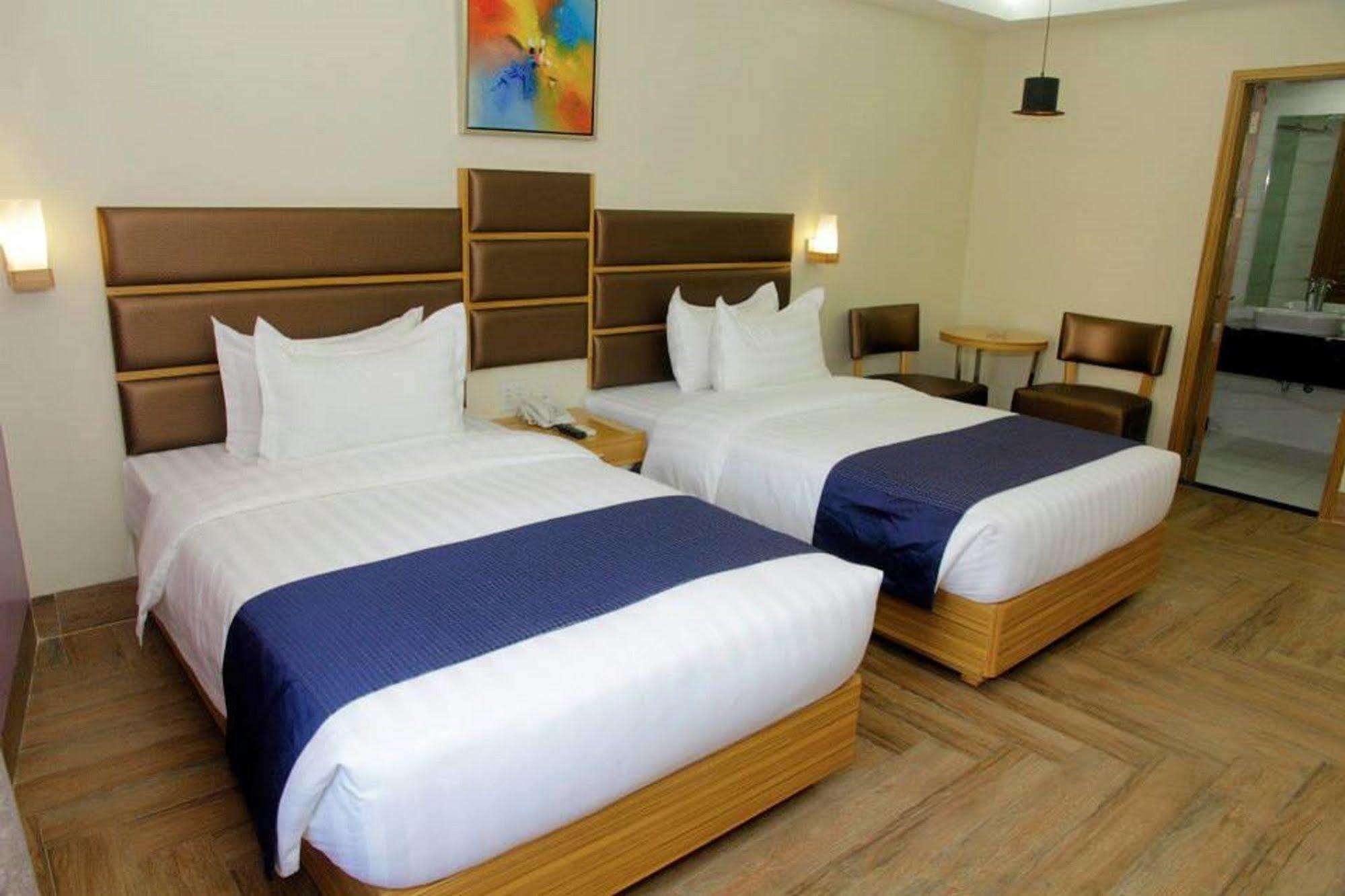 Hotel Sun Star Grand 3*