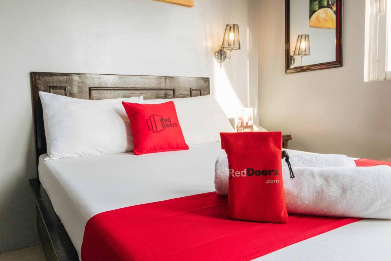 Reddoorz @ Tayuman Hotel