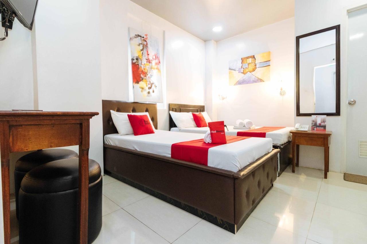 Reddoorz @ Tayuman Hotel 3*