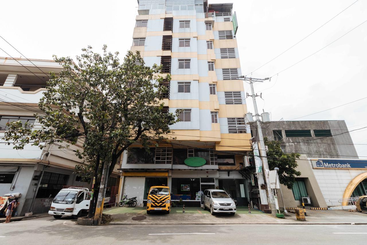 Hotel Reddoorz @ Tayuman Manila