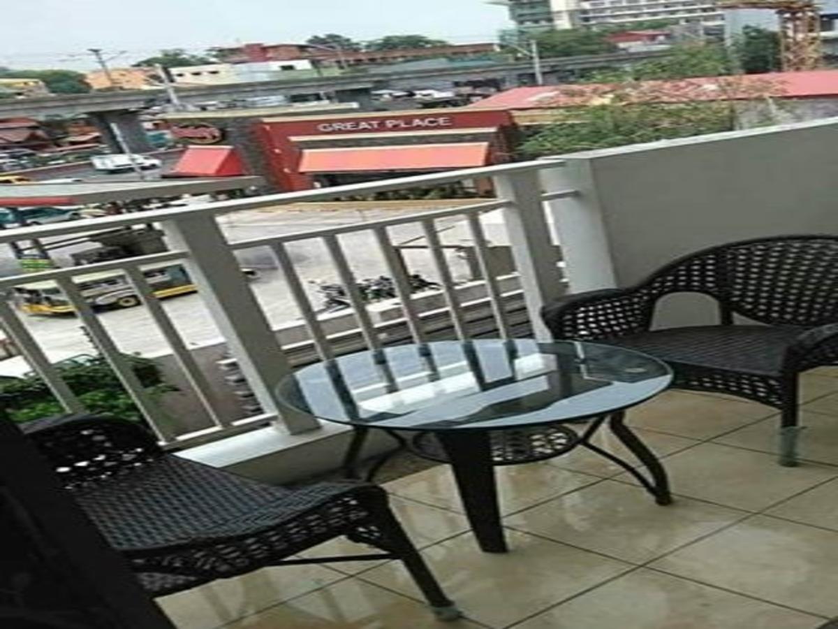 Apartment Sta.mesa Across Sm Model Unit 2 Br