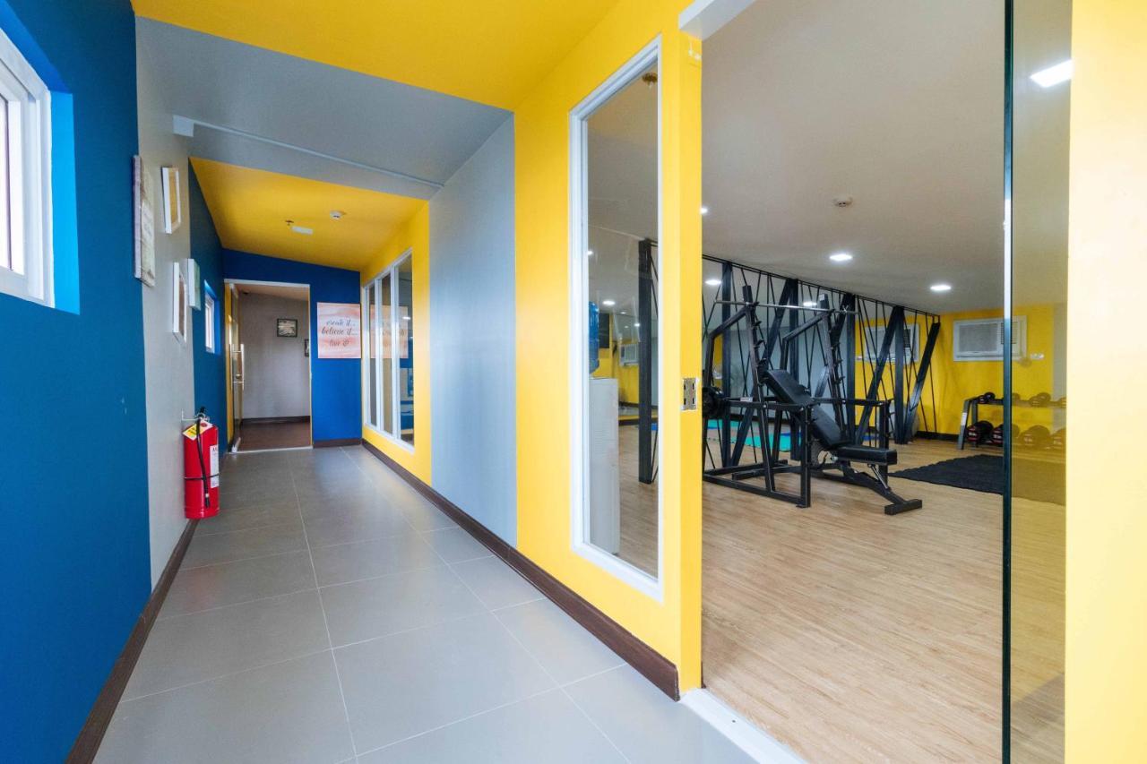 Hotel Reddoorz Premium Near Ateneo Katipunan Manila