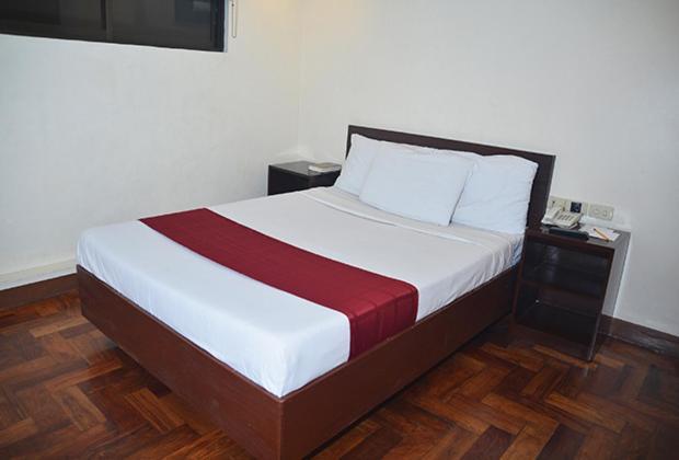 Hotel Cherry Blossoms 3*