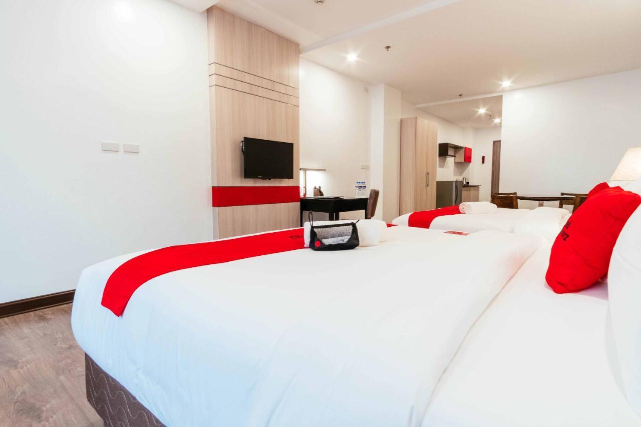 Reddoorz Premium Near Ateneo Katipunan 4* Manila
