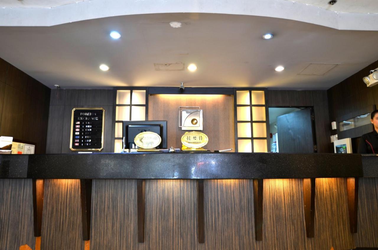 Pearl Garden Hotel 3*