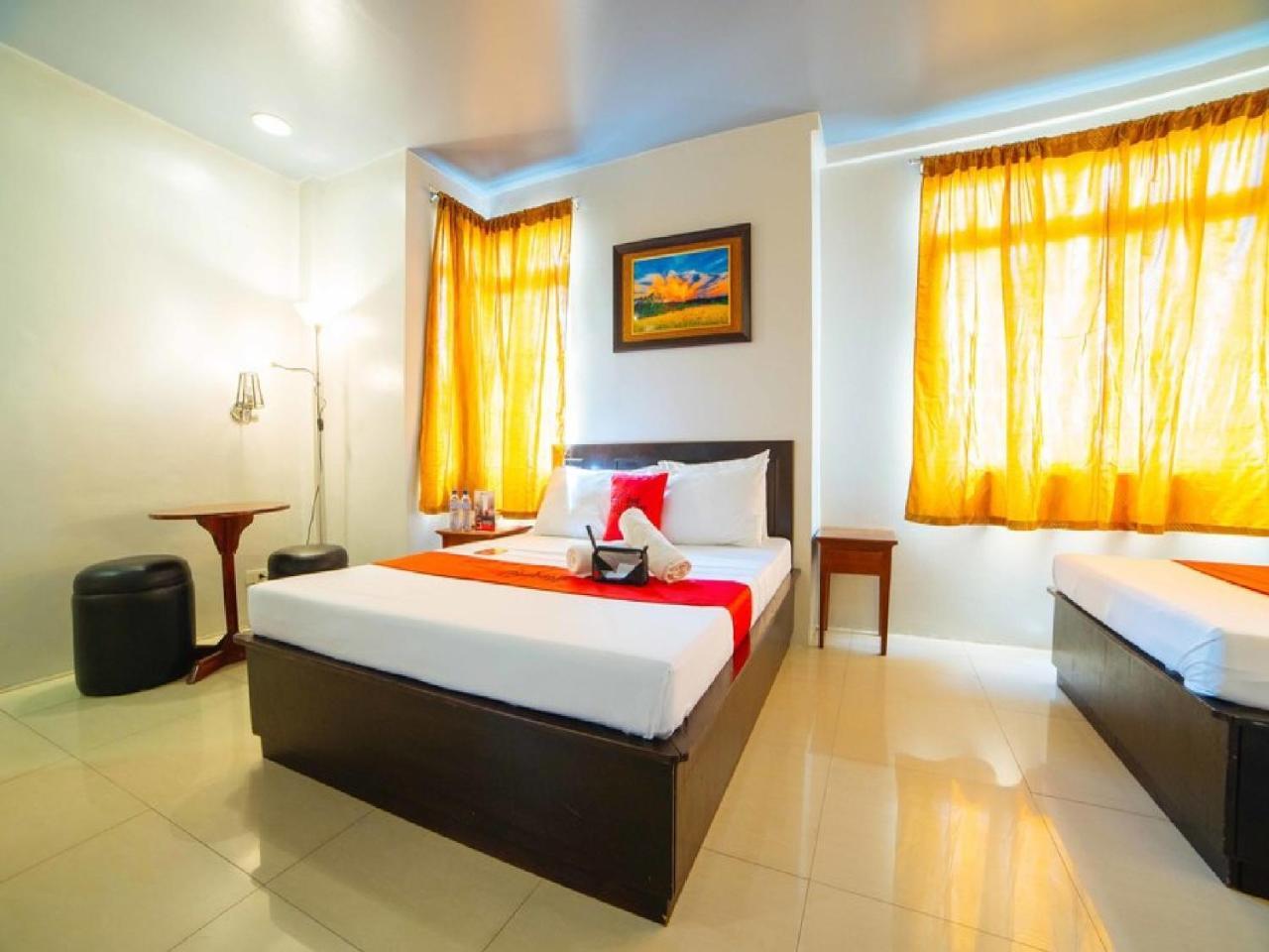 Hotel Reddoorz @ Tayuman 3*